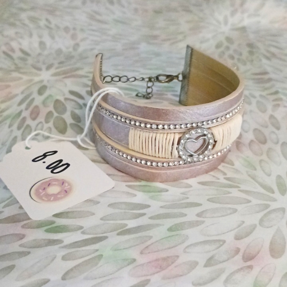 BOUTIQUE WRAP BRACELET IN BLUSH WITH SILVER ADJUSTABLE CLOSURE NWT